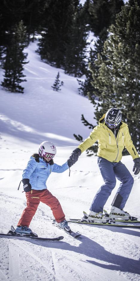 w-children-on-ski-c-tvb-kronplatz-photo-manuel-kottersteger-2016-04-01-mk-i7r4210-speikboden